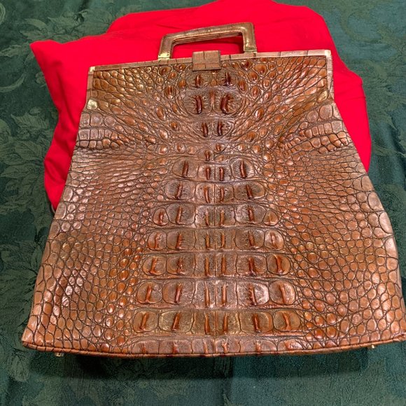 🌺ELLEN TRACY Croc Embossed Handbag (NEVER USED) - Picture 2 of 16